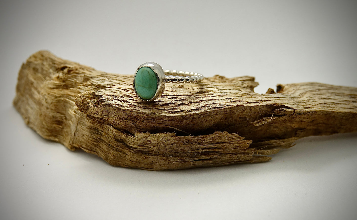 Tiny Turquoise - Oval - Size 6.25