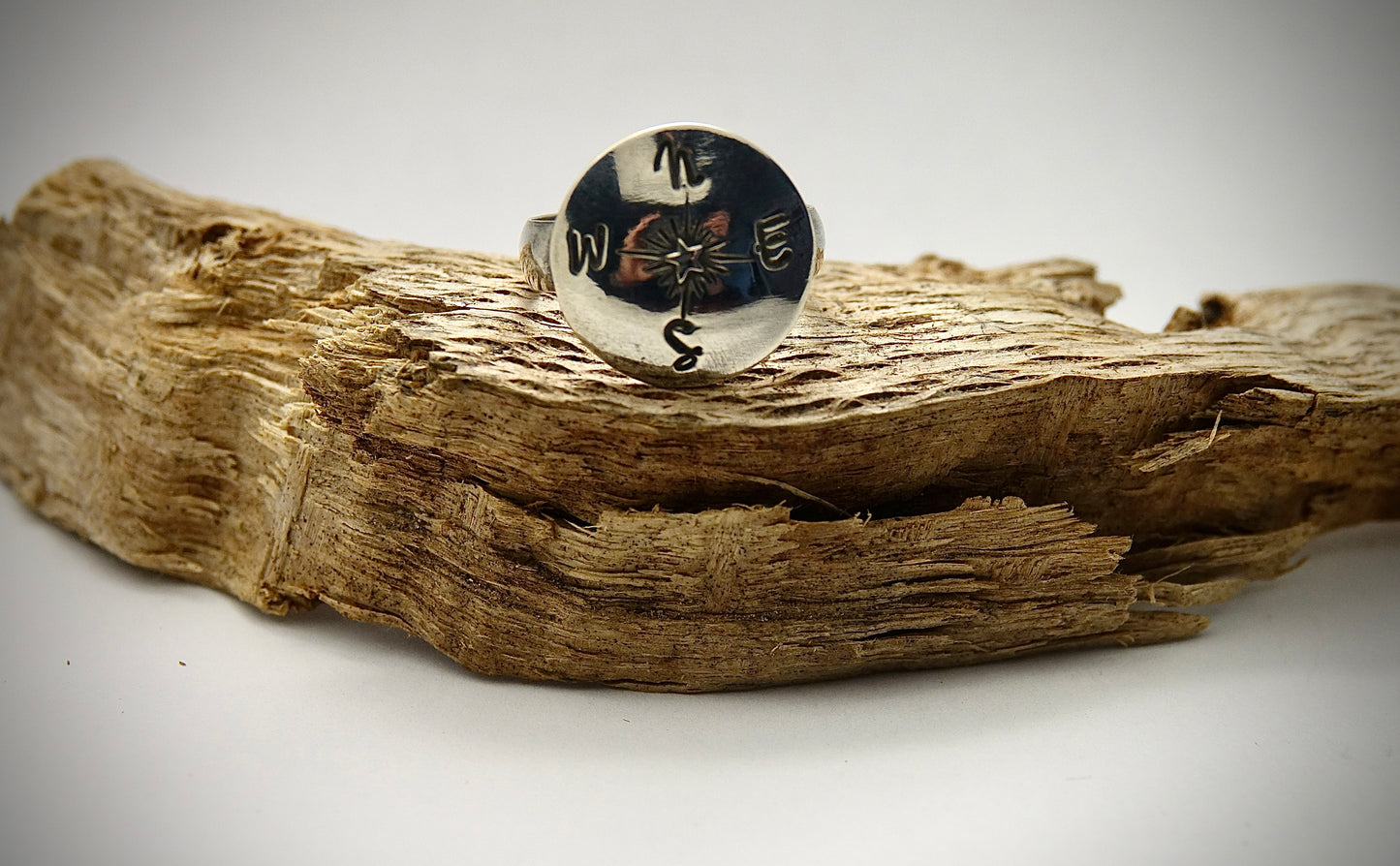 Compass Ring - Round - Size 6.5