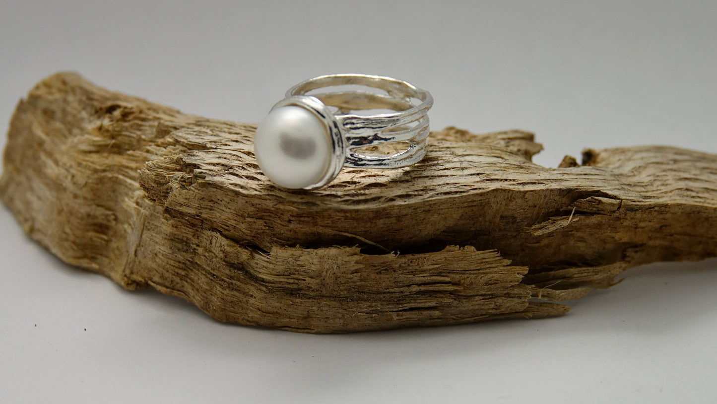 White Pearl Triple Band Ring - 10mm Pearl - Size 6.75