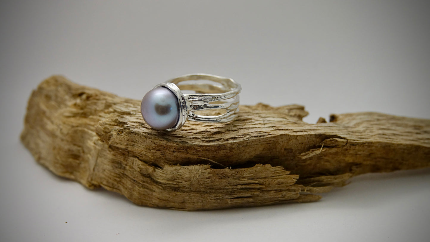 Grey Pearl Triple Band Ring - 10mm Pearl - Size 7