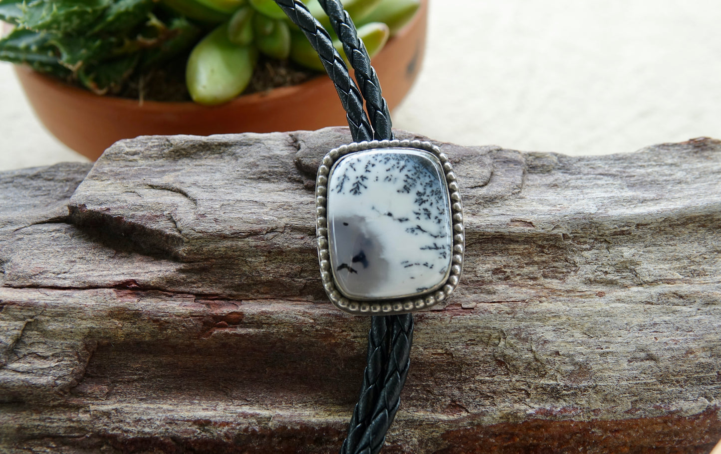 Dendritic Agate Bolo Tie