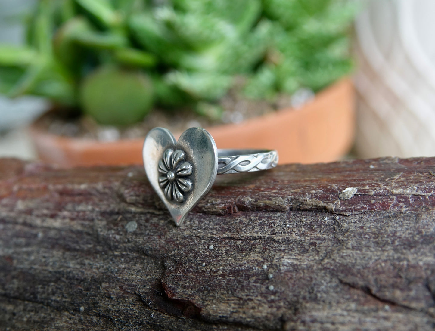 Large Heart with Flower - Size 7.75