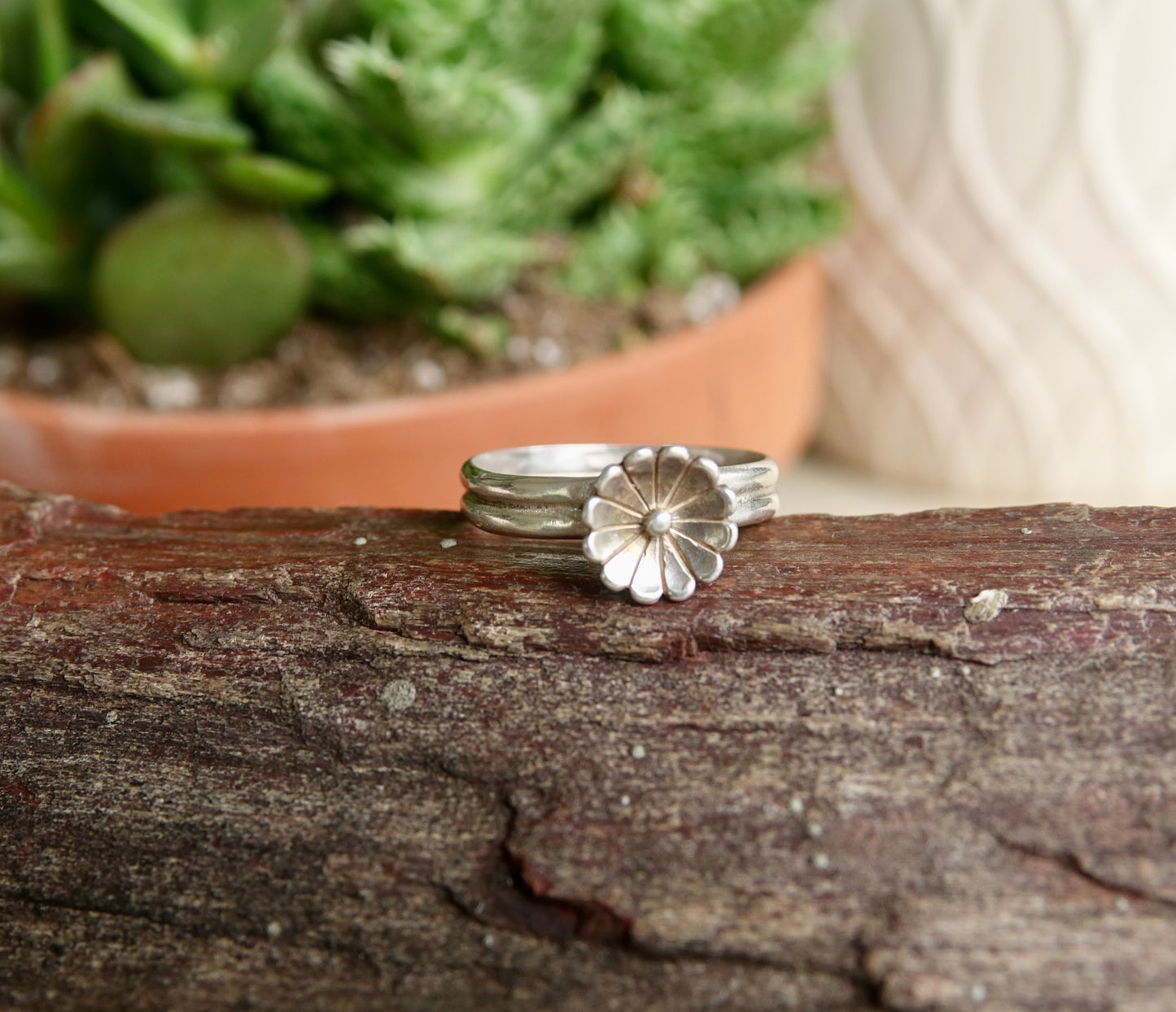 Solo Silver Flower Ring- Size 10.75