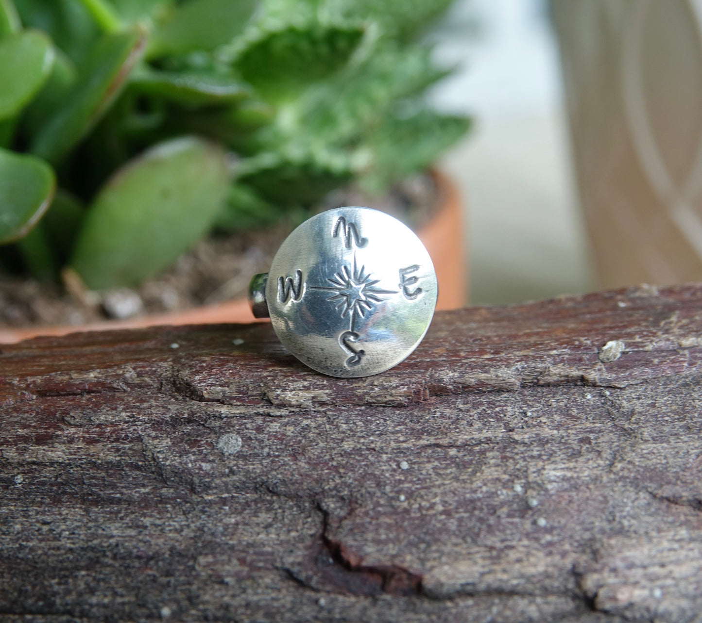 Compass Ring - Round - Size 6.5