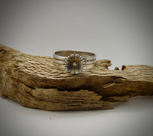 Solo Silver Flower Ring- Size 10.75