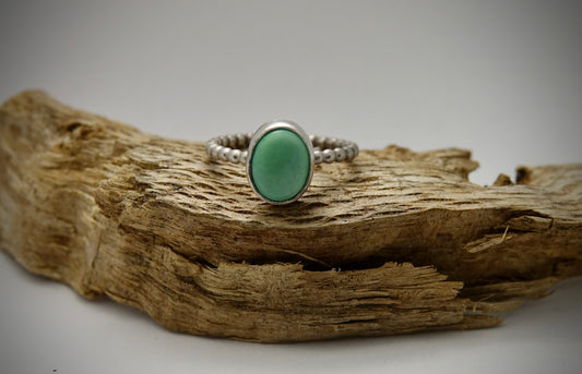 Tiny Turquoise - Oval - Size 7.25